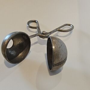 Vintage Metal meatball maker